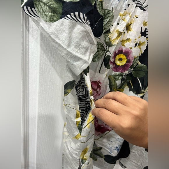 Cover-Up Dress with pockets - Picture 3 of 4